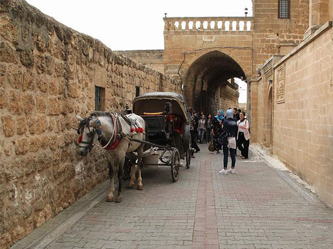 tarihi-midyat-sokakları